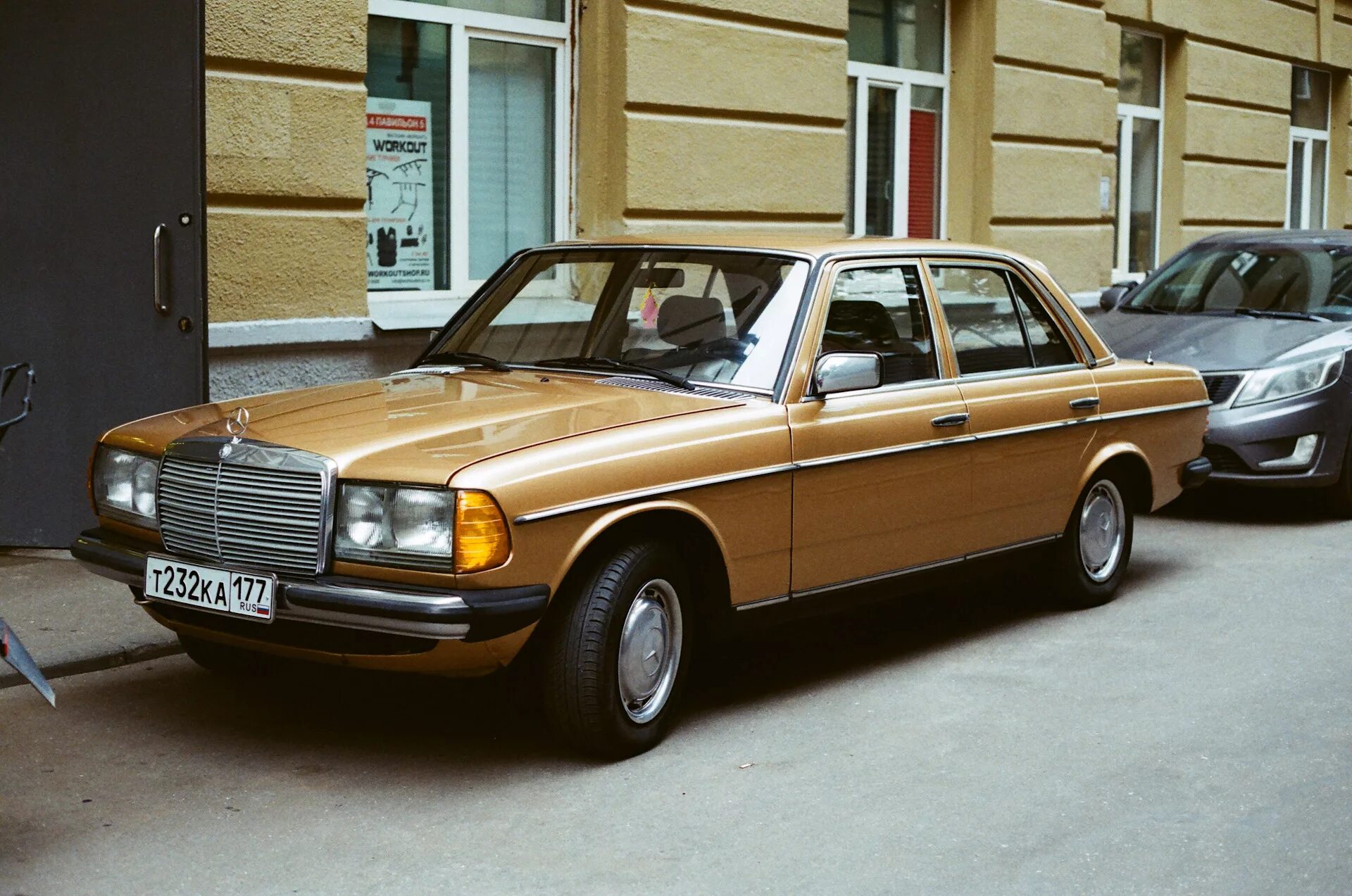 Купить мерседес w123. Mercedes-Benz w123. Мерседес Бенц w123. W(123) Mercedes-Benz w123. Mercedes-Benz w123 250.