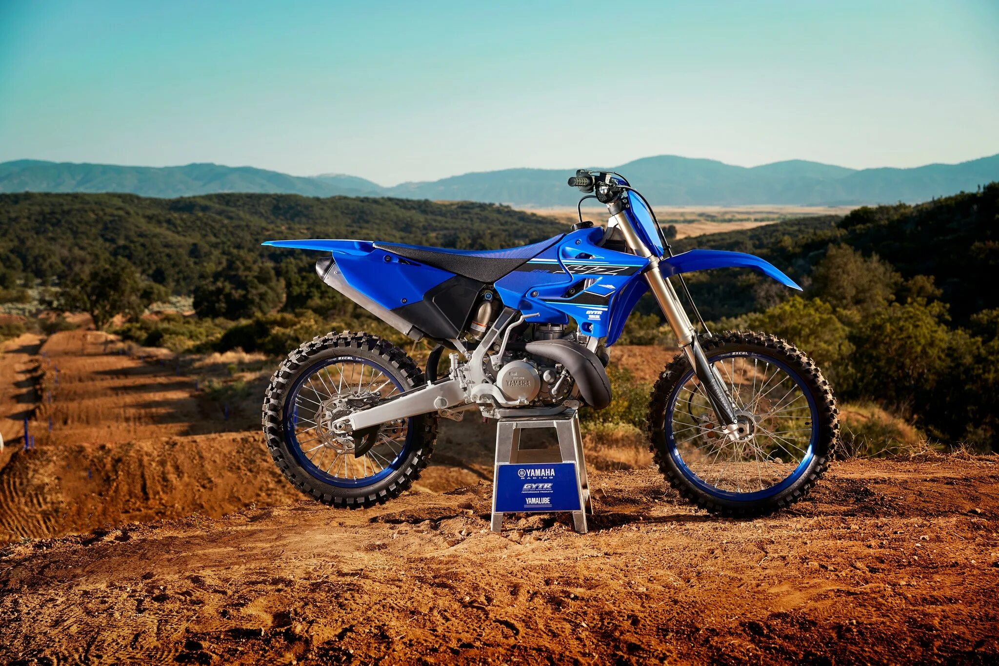Yamaha yz 250. Ямаха 125 эндуро. Yamaha yz 125 2020. Fxmoto yz250. Ямаха yz250f 2012.