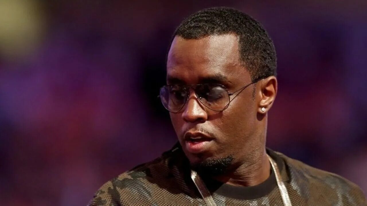 Самый богатый музыкант. Diddy рэпер. Шон Комбс. Rapper Sean Forbes. Самые богатые музыканты Америки.