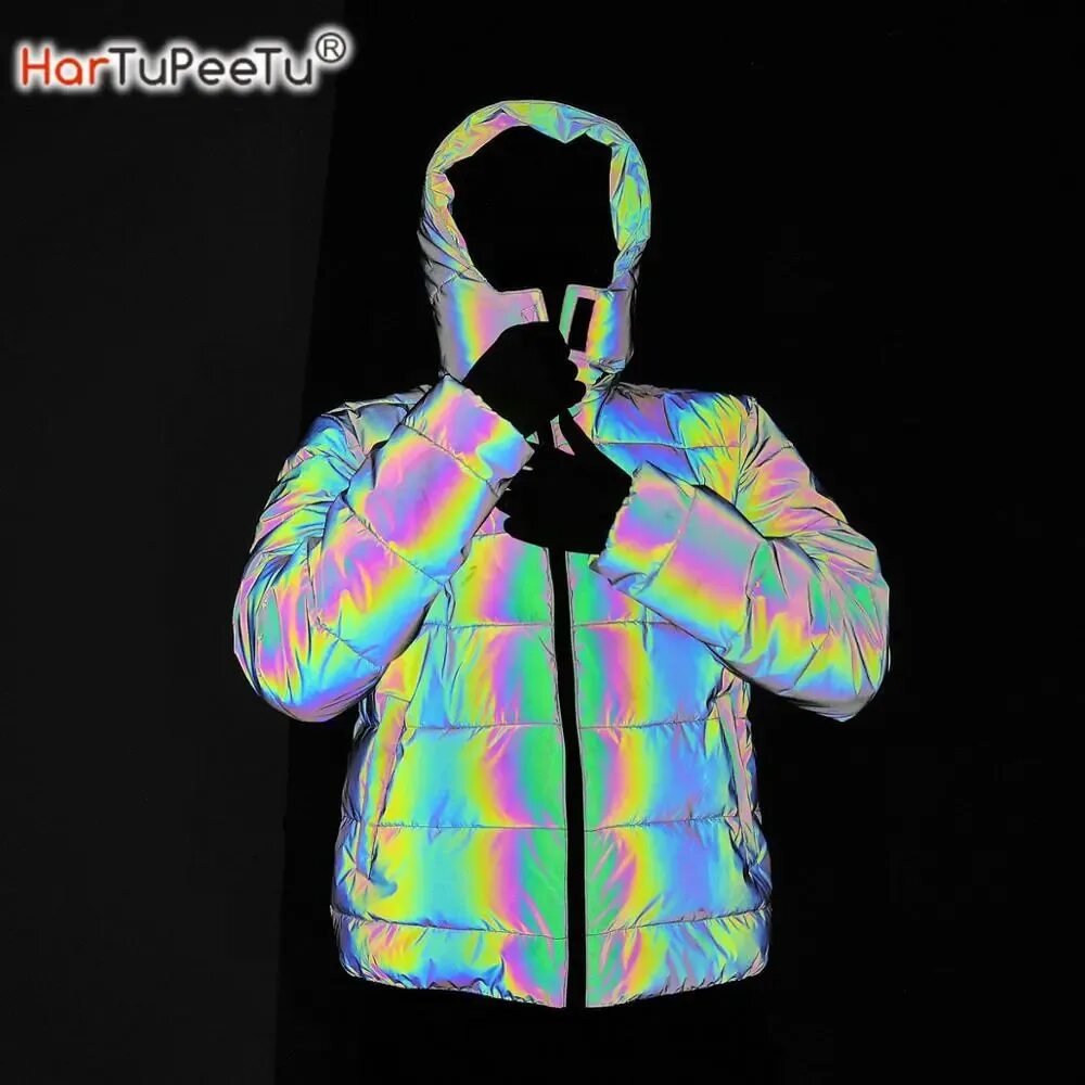 Светящиеся куртки. Куртка Rainbow Reflective. Радужный рефлектив куртка. Куртка рефлектив ASOS. Куртка 3m рефлективная отражающая мужская зимняя.