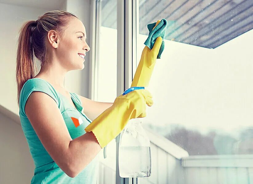 Профессиональная уборка дома. Чистый дом клининговая компания. Мойка окон. Чистый дом 38 клининг. Клининг уборка.
