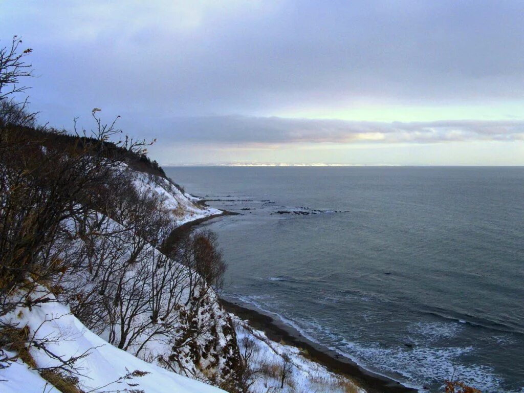 бросаю камешки с крутого бережка далекого