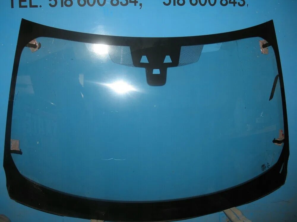 Лобовое стекло discovery. Лобовое дискавери 3. Замена лобового стекла ленд ровер дискавери спорт 2015. Лобовое стекло рендж ровер 405. Лобовое стекло discovery.