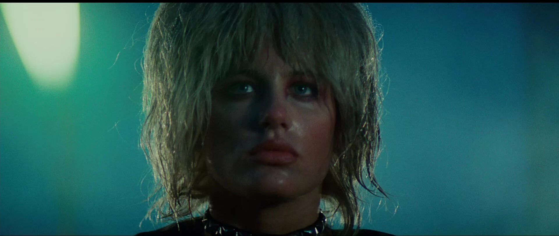 Бегущий по лезвию бритвы 1982. Блейд раннер 1982. бегущий по лезвию 1982 глаз. репликант бегущий по лезвию. бегущий по лезвию декарт и рейчел.