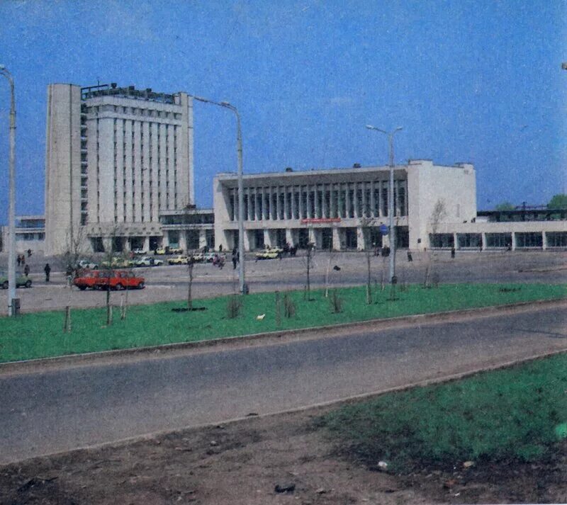 Самара 2000 год. Автовокзал Центральный Самара в СССР. Куйбышев 1986.