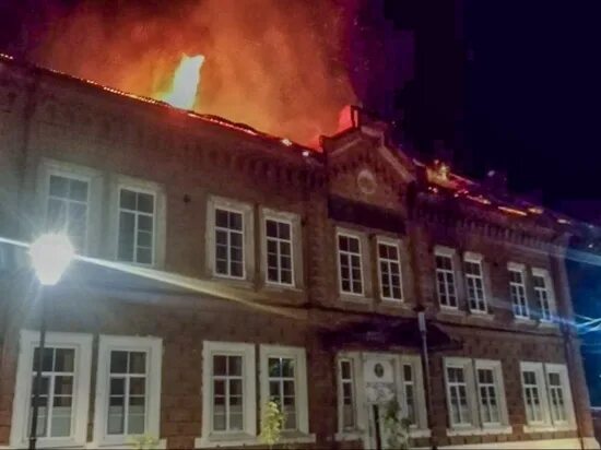 Сгорели дома, люди остались без крова: в Сарапуле произошел крупный пожар - Ново