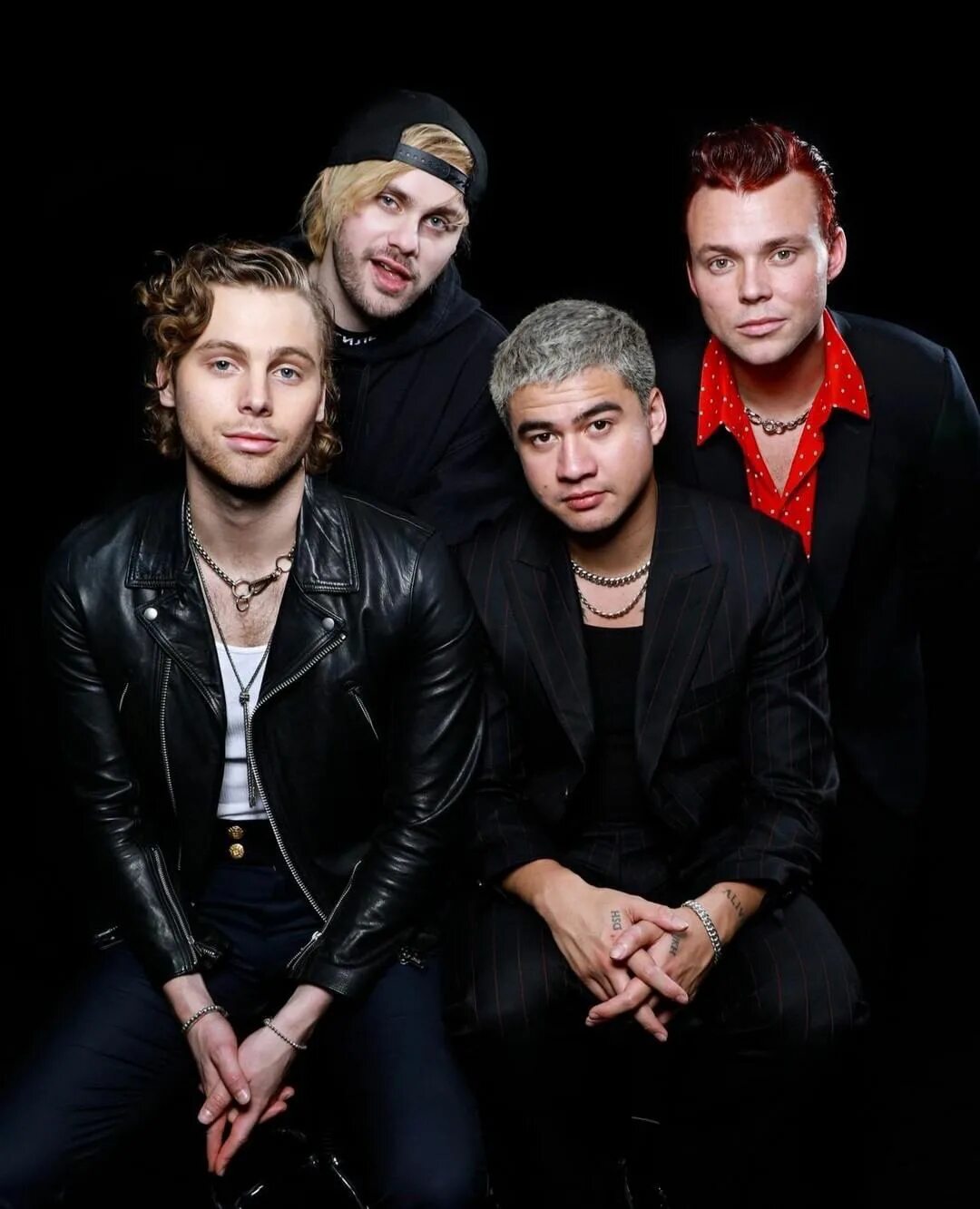 Группа 5 ю. Группа 5 seconds of Summer. 5sos участники. Группа 5 seconds of Summer 2020. 5 Seconds of Summer солист.