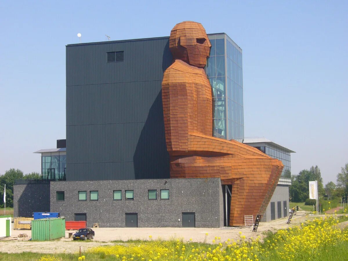 Корпус туловища. Музей человеческого тела, угстгест, нидерланды. музей человеческого тела corpus. corpus музей человеческого тела в голландии. музей корпус, лейден, нидерланды.