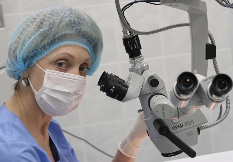 Клиника лазерной микрохирургии глаза. Микрохирургия глаза Красноярск. Маерчака 18 клиника микрохирургии.
