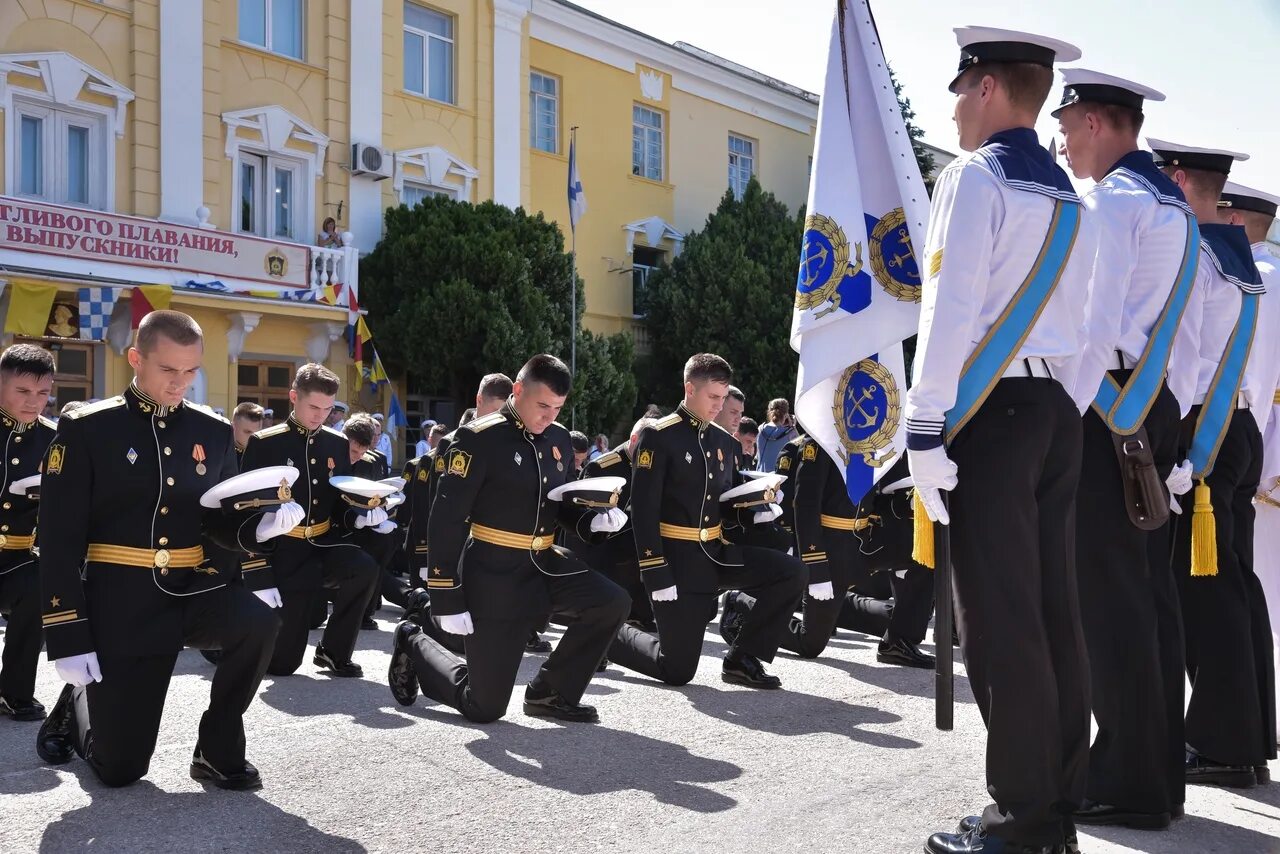 Чввму нахимова. Севастопольское военное училище им нахимова. Севастопольское морское училище. Нахимовское училище 2021 севастополь. Севастопольское кадетское училище.