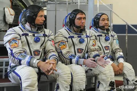 Космонавты перед