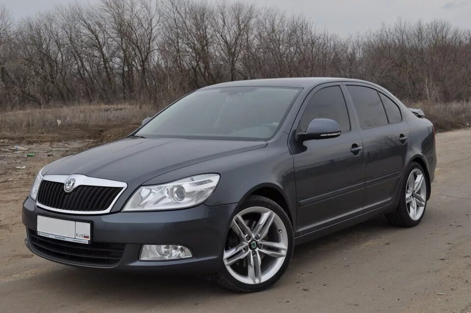 Octavia a5 2012. Octavia a5 r17. Skoda Octavia a5 r17. Skoda Octavia a5 FL r18. Диски r17 Skoda Octavia a5.