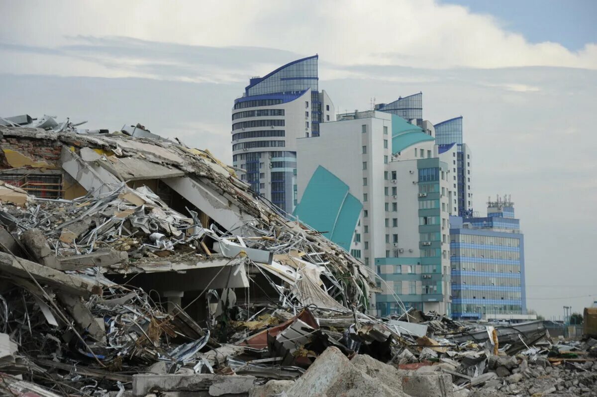 Снос барнаула. Сносят дом. Снос барнаула. Сносят дом. Снос барнаула.