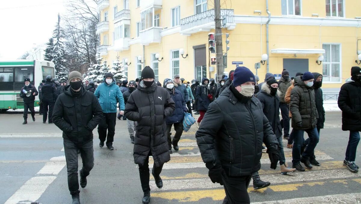 Санкционированный митинг. Митинг санкционированный и несанкционированный. Санкционированные и несанкционированные мероприятия. Санкционированный митинг фото. Участие в митинге юридически