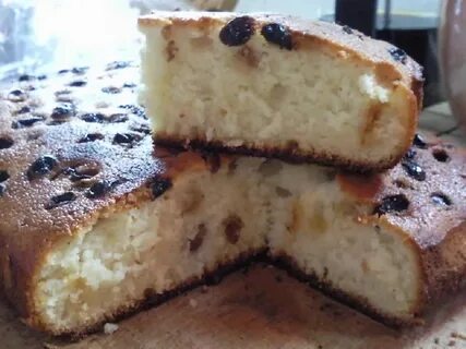 С изюмом пирог с молоком