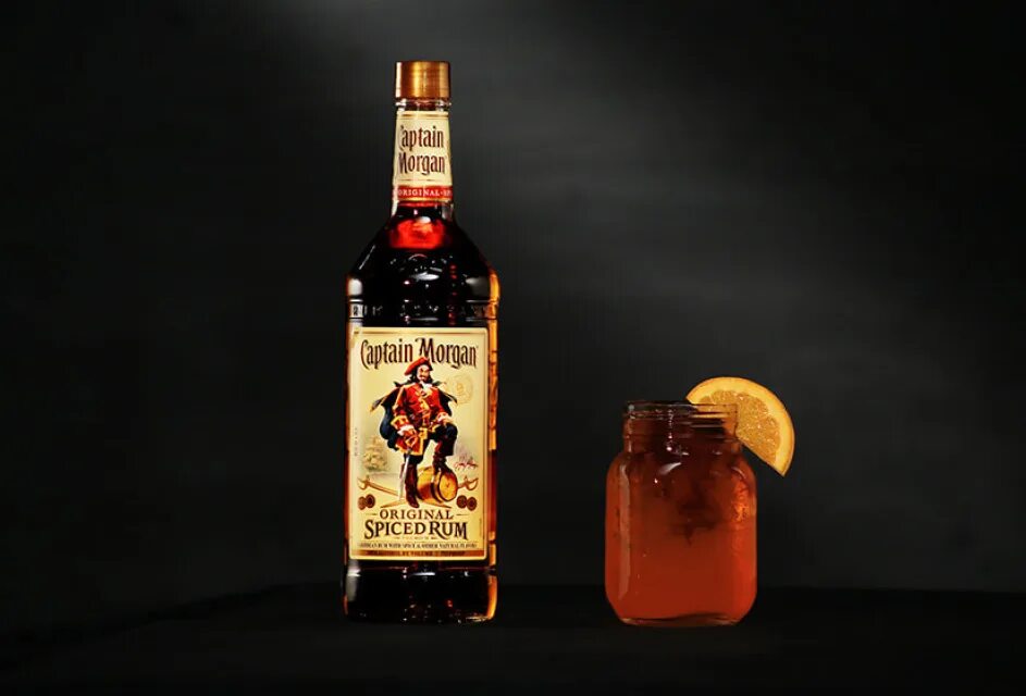 Captain Morgan White rum. Ром с пряностями. Капитан Морган манго ананас. Ром Капитан Морган пряный. Пряный ром капитан