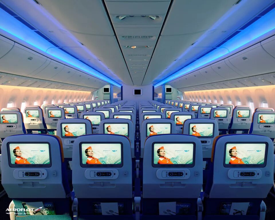 S 7 tv. Boeing 777-300er Аэрофлот салон. А330 Аэрофлот Иран. Экран в самолете. Телевизор в самолете.