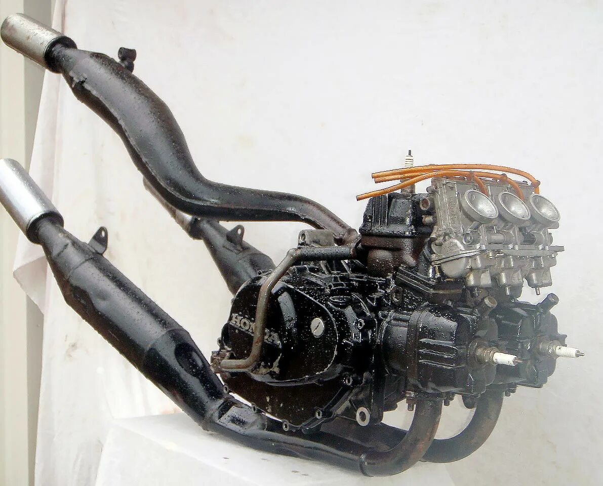 Двигатель honda мотоцикл. Honda mvx250f. Honda ns400r двигатель. Honda ns250r двигатель. Honda ns500 engine.