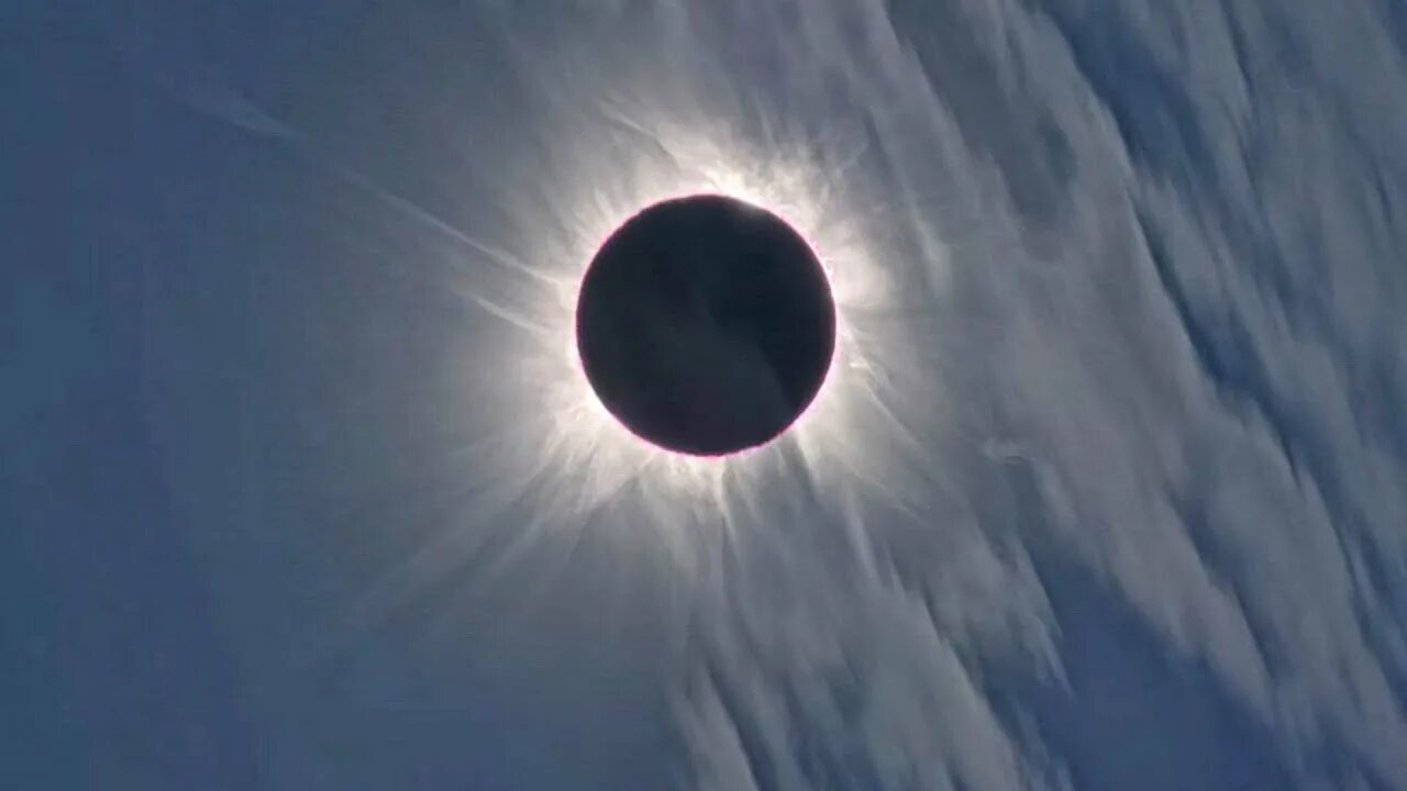 Затмение в ближайшее время. Солнечное затмение корона. полное солнечное затмение корона. солнечное затмение солнечная корона.