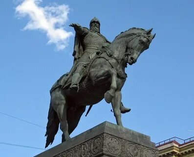 Князь долгорукий москва