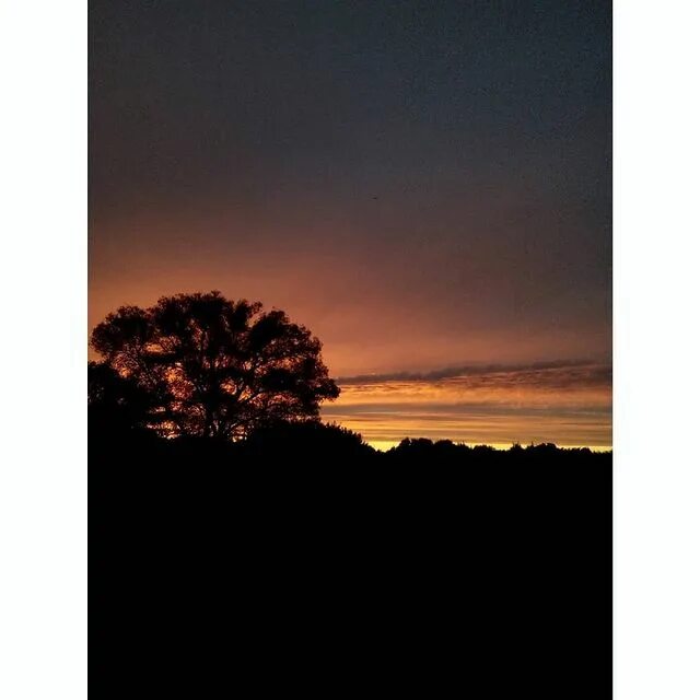 Самая темная ночь кв. Самый красивый рассвет после самой темной ночи. Снова не успел группа. Самая тёмная ночь татьяна корсакова. Темнейшая ночь комикс зеленый фонарь.