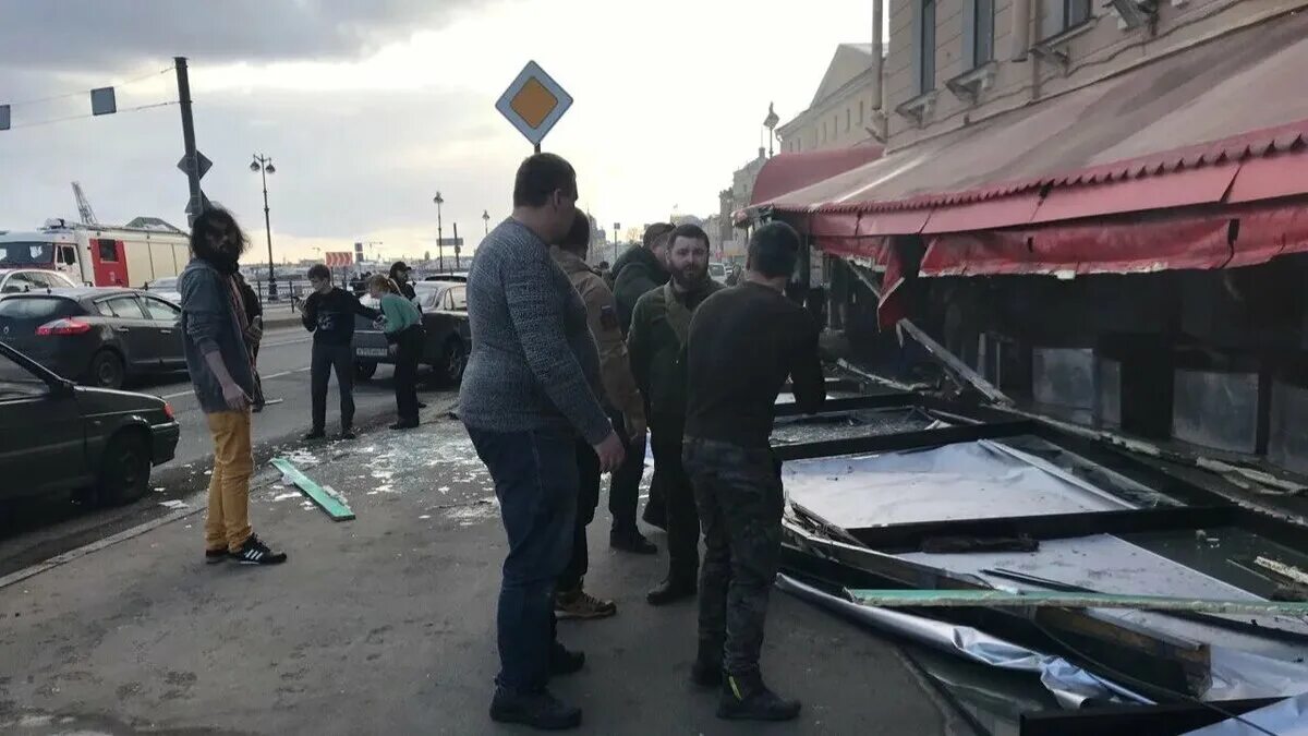 После выборов будет теракт. Взрыв в кафе в Санкт-Петербурге. Теракт в Санкт Петербурге 2023. Взрыв на Университетской набережной в Санкт-Петербурге.