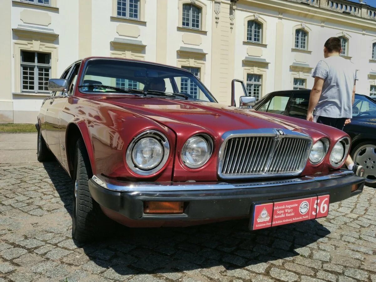 Польские автомобили. Польские автомобили марки. Ретро авто Польша. Автомобиль Варшава.