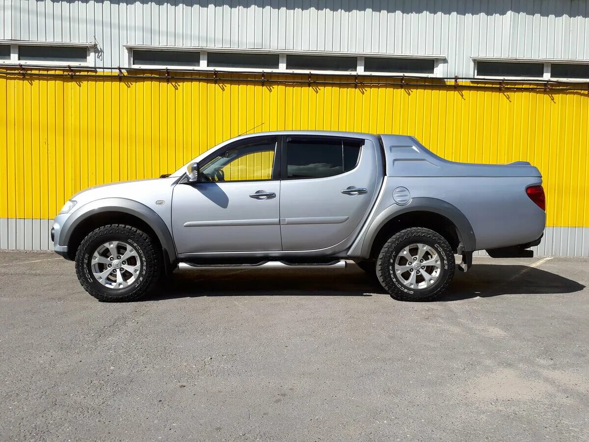 Mitsubishi l200 2014. Митсубиси л200 2014 года. Mitsubishi l200 IV Рестайлинг. Mitsubishi l200 2014 год. L200 IV Рестайлинг 2014 года.