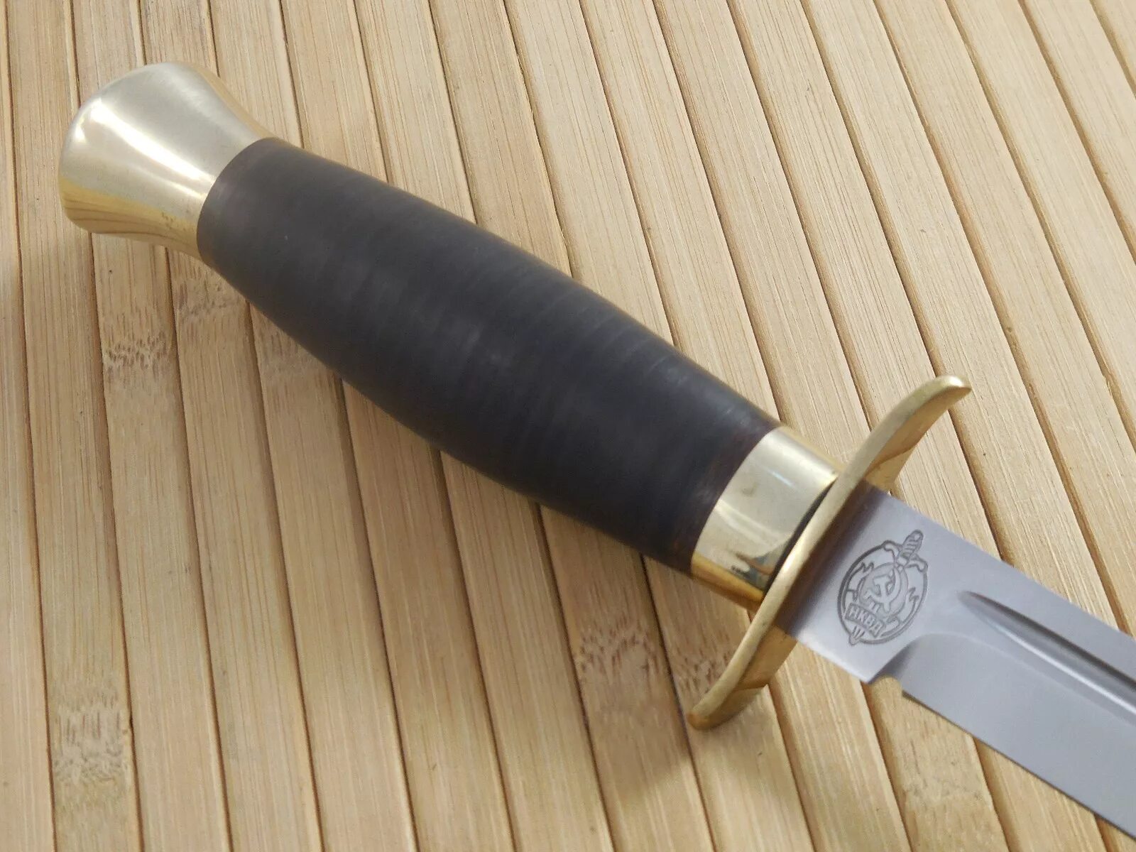 Формы гард для ножей. Гарда больстер для ножа. Формы гард для ножей. Гарда для ножа. Финка с гардой.