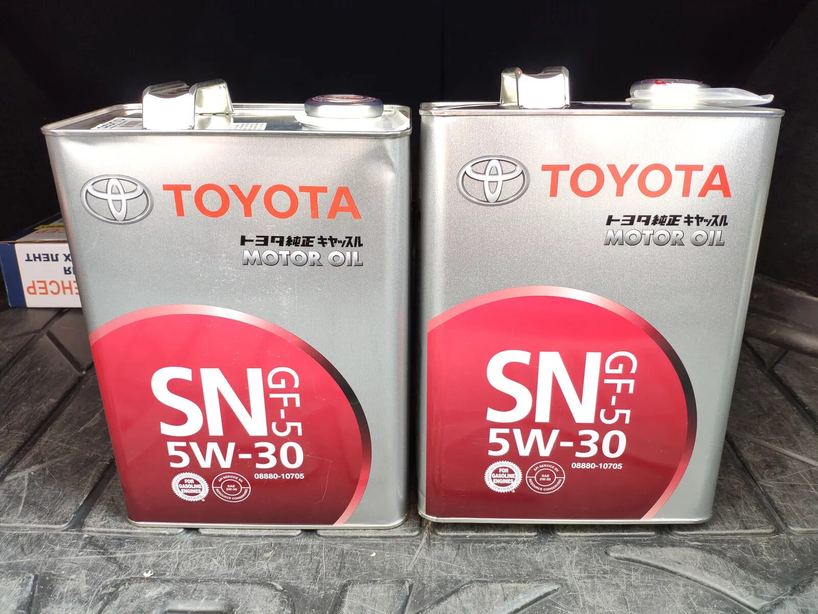 Масло тойота 5w30 железная банка. SN gf-5w-20 Toyota. Toyota 5w-30 SN gf-5. Toyota Motor Oil SN gf-5 5w-30. Toyota SN 5w40 4l.