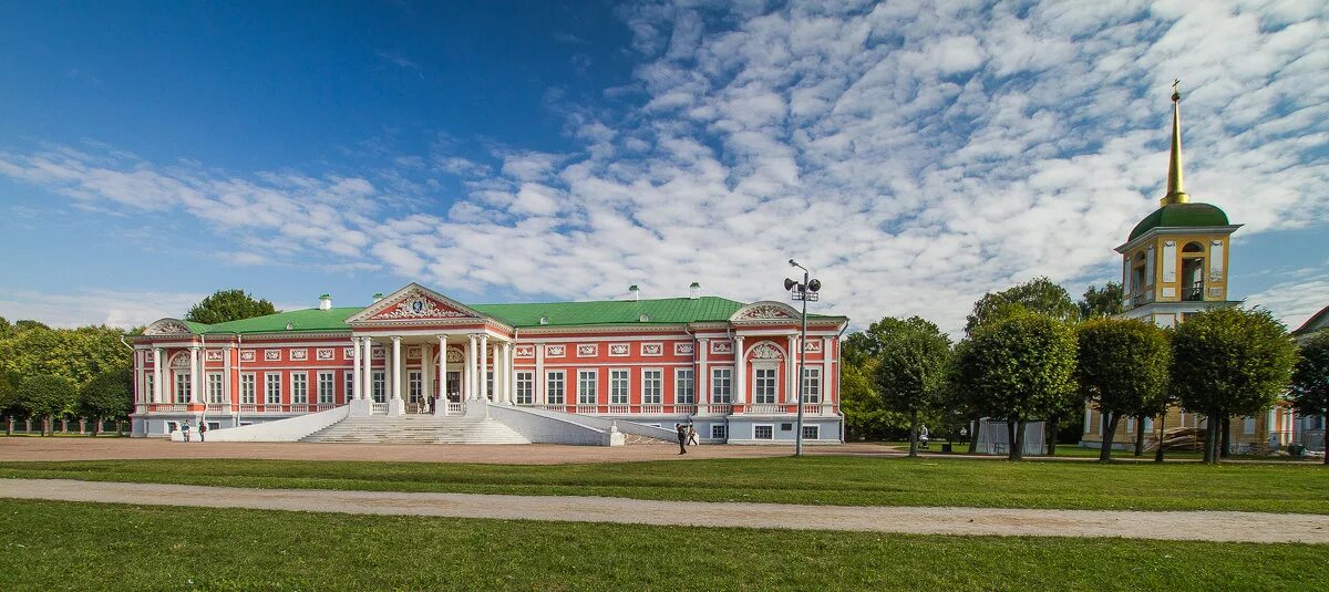 Кусково усадьба шереметьевых. Фасад дворец шереметьевых кусково. Кусково усадьба шереметьевых. Усадьба графов шереметьевых. Усадьба графов шереметьевых кусково.