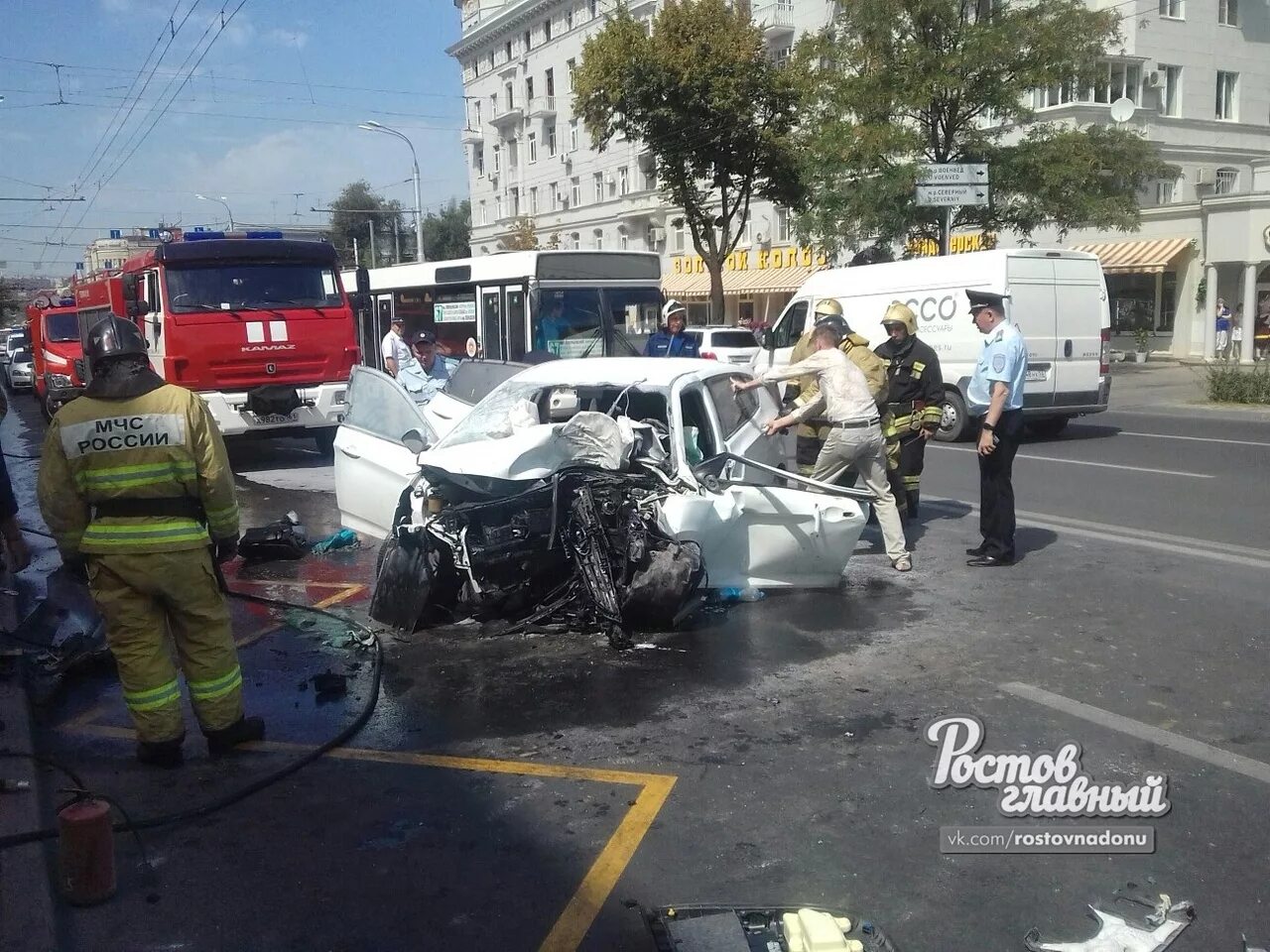 Новости ростова и области сегодня происшествия. Авария в городе Ростове на Дону. Ростов происшествия в Ростове на Дону.