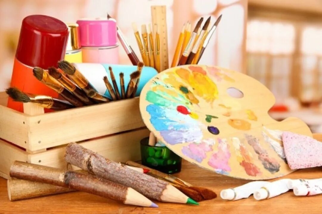 Творчество какие это дела. Творческая мастерская для детей. Кисти и краски. Палитра для красок. Материалы для рисования.