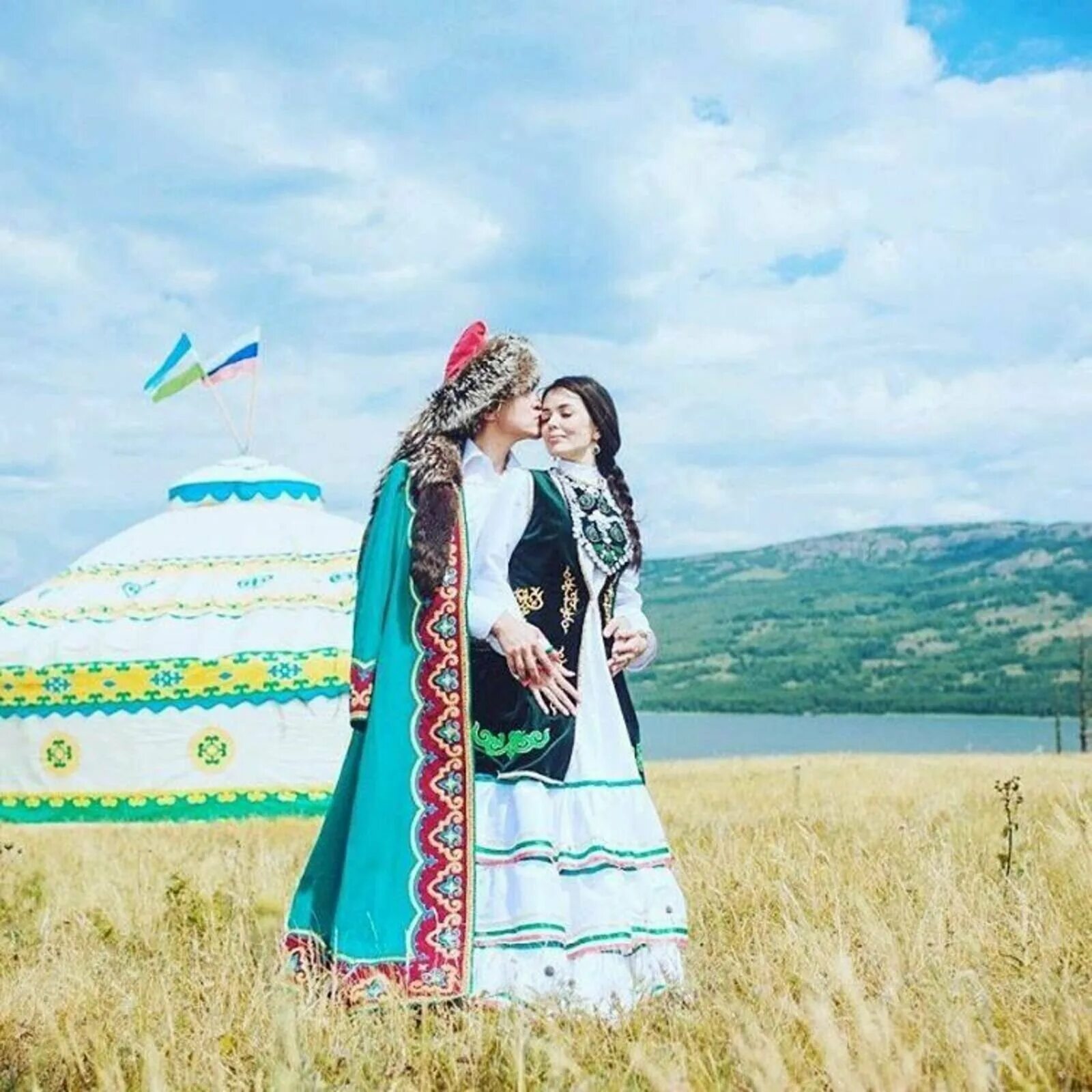 Хаумы башкорт. Башкиры на урале. народы урала башкиры. башкортостан родина башкиров. национальные костюмы народов урала башкиры.