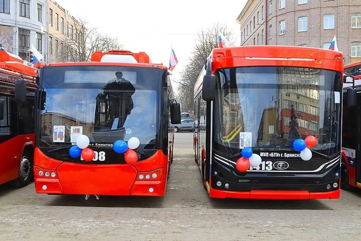 Брянск декабрь 2023. Троллейбус Авангард Брянск. Брянский троллейбус новые. Троллейбус Адмирал Брянск. Троллейбусный парк Брянск.