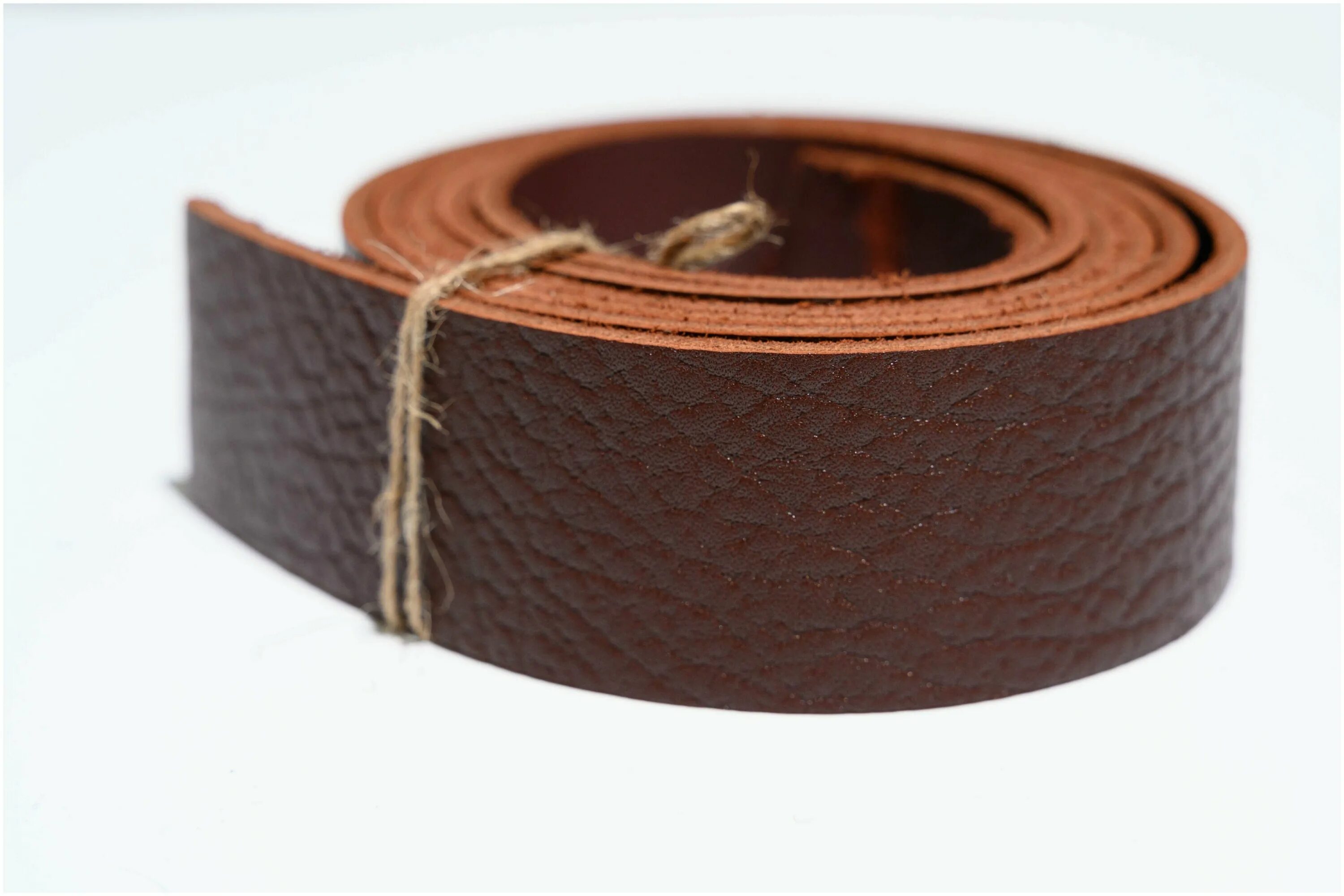 Ременные заготовки из кожи 20мм. Ременные заготовки из замши. Кожа ременные заготовки. Ременные заготовки. Ременные заготовки из натуральной кожи купить.