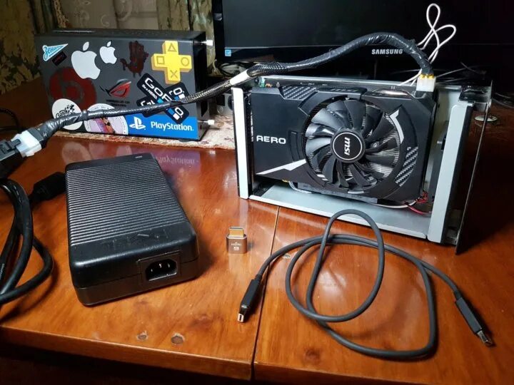 Gpu box. Egpu akitio thunder2. egpu thunderbolt 2. внешний бокс для видеокарты. внешний корпус для видеокарты.