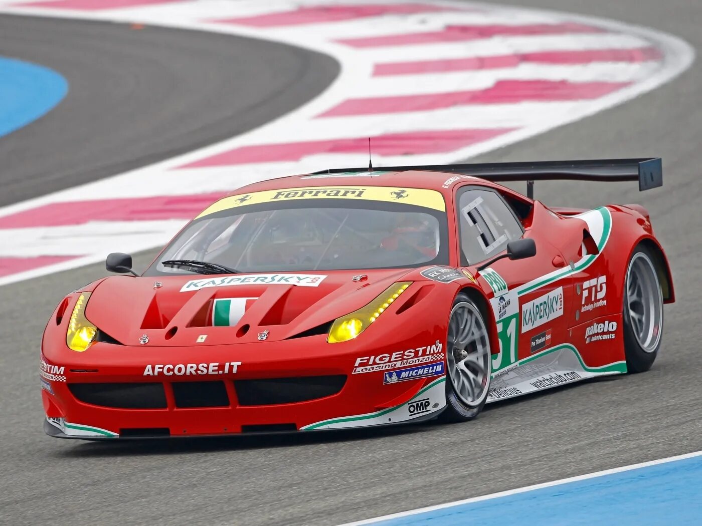 Какие гонки покажите какие. Ferrari 458 gt3. Ferrari 458 gt3 гоночный. Феррари 458 гоночная Италия. Феррари Италия 458 gt3.