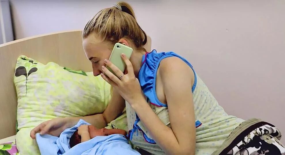 Беременна в 16 россия. Беременные в 16. Русский проект беременна в 16. Реалити шоу беременна в 16. Русский проект беременна в 16.