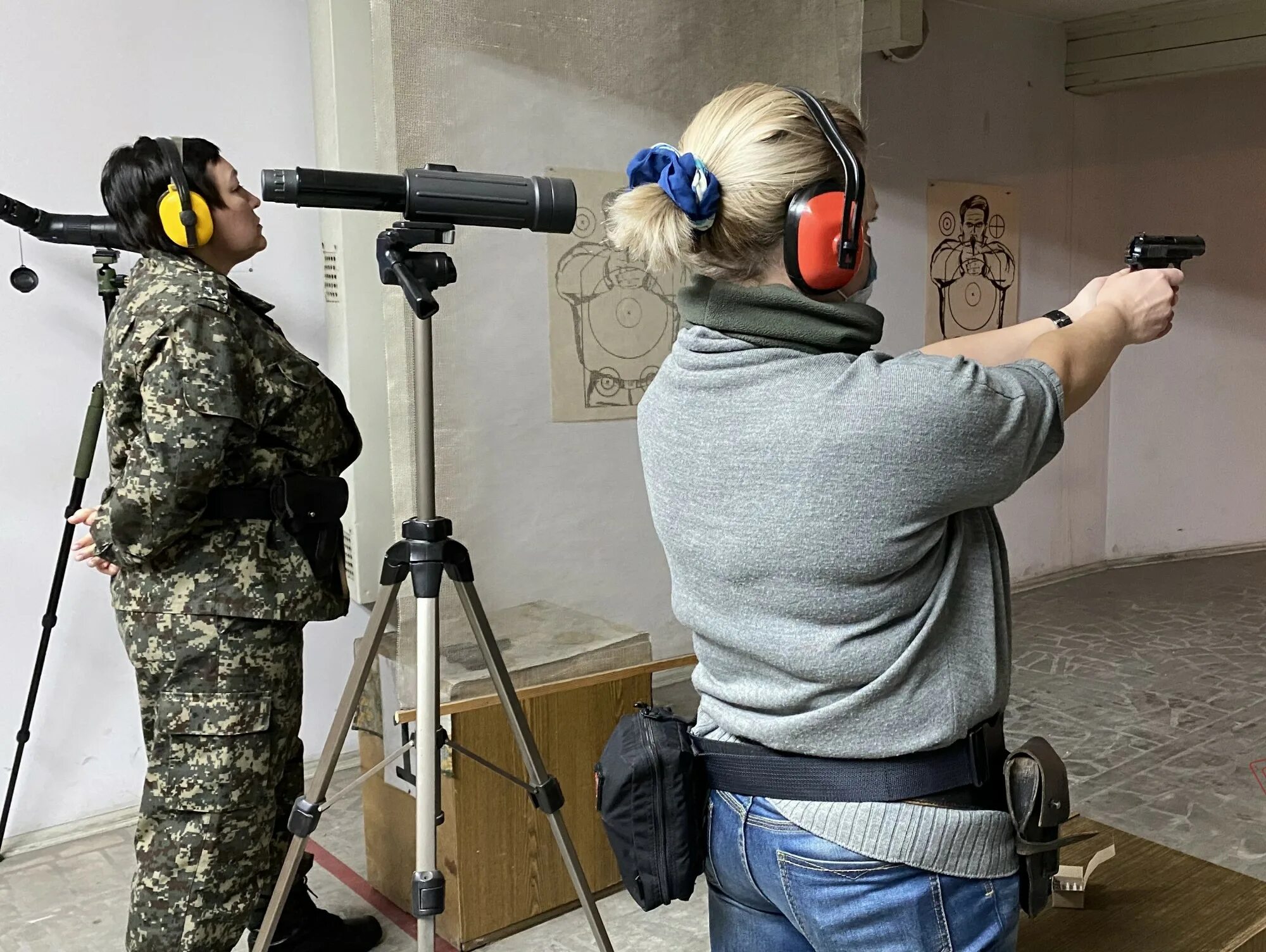 Тир в твери. Тир Тверь. Стрельба в Твери. Чемпионат ФСИН по стрельбе. Стрельбище в Твери.