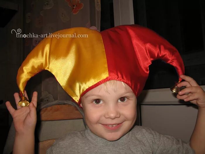 колпак скоморохи, петрушки. сшить скомороха. сшить скомороха. костюм петрушки для мальчика. взрослый костюм скомороха.