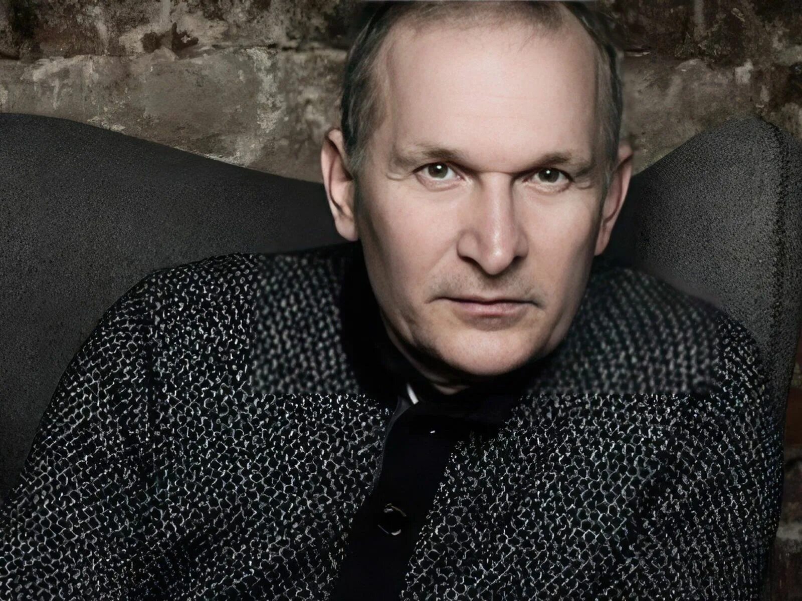 Добронравов федір вікторович. Фёдор добронравов 2020. Фёдор добронравов с сыновьми. Где актер добронравов. Фёдор добронравов сваты.