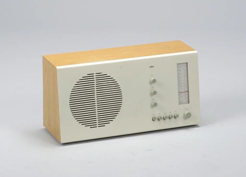 Radio twenty. Braun дитер рамс. rt 20 tischsuper radio, 1961, by dieter rams for braun. дитер рамс радио. rt-20.