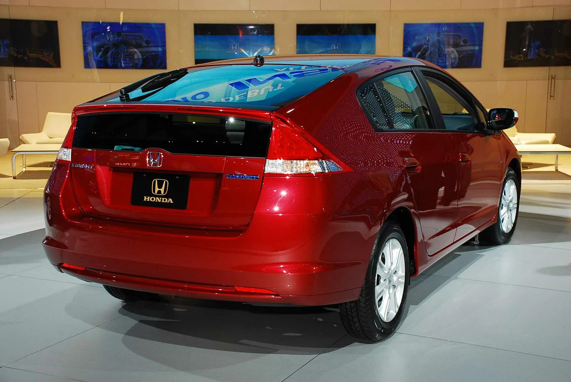 Хонда гибрид характеристики. Honda insight hybrid 2009. хонда инсайт гибрид 2009. хонда гибрид 2013 insight. honda инсайт гибрид.