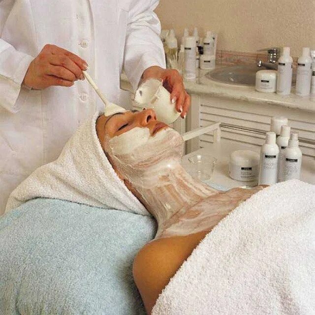 С помощью данной процедуры. Пилинг кожи головы в салоне. Дарсонвализация. С помощью данной процедуры. С помощью данной процедуры.