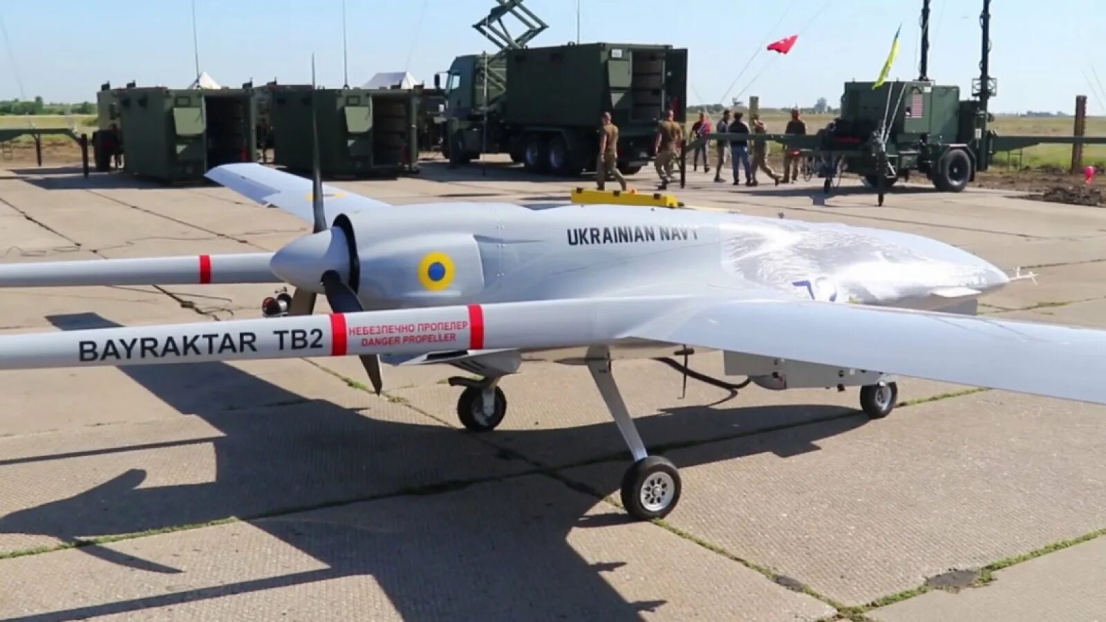 Турецкий беспилотник bayraktar. Турецкий беспилотник bayraktar tb2. Турецкий беспилотник bayraktar tb2. Украинский ударный бпла uj-22 airborne. Uj-22 airborne ударный бпла.