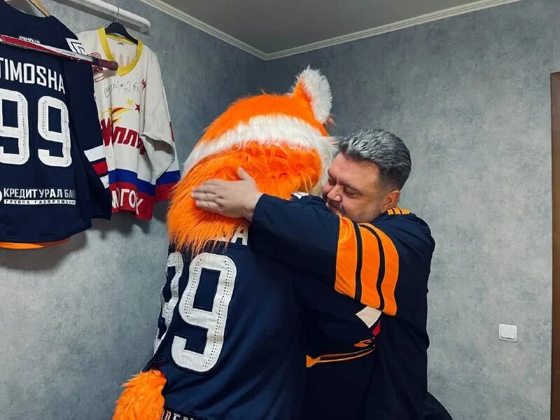 ушастый хоккей