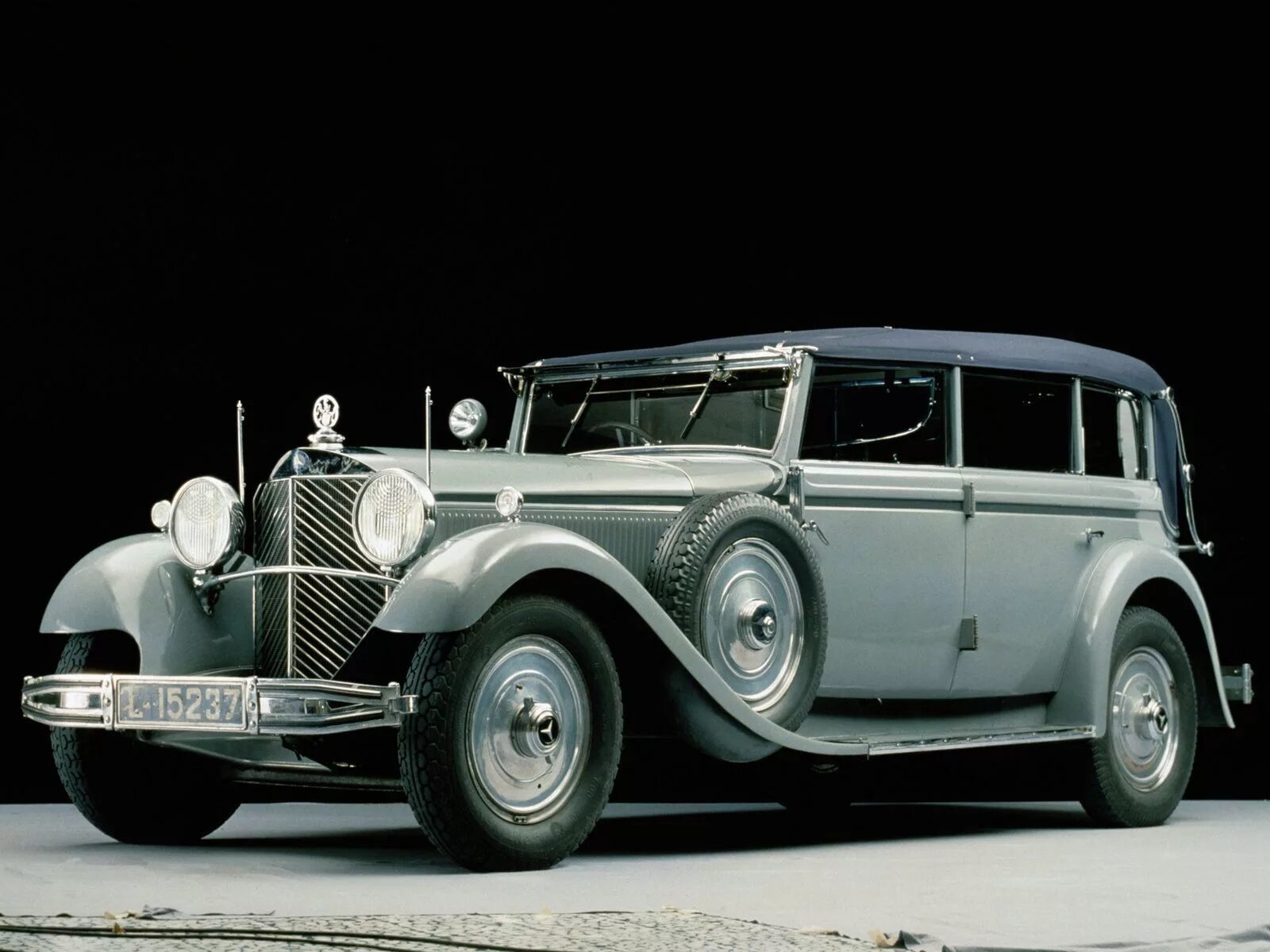 Первый немецкий автомобиль. Mercedes-Benz 770. Mercedes-Benz 770 w07. Mercedes-Benz 770 Cabriolet. 1930 — Mercedes-Benz 770 (w07).