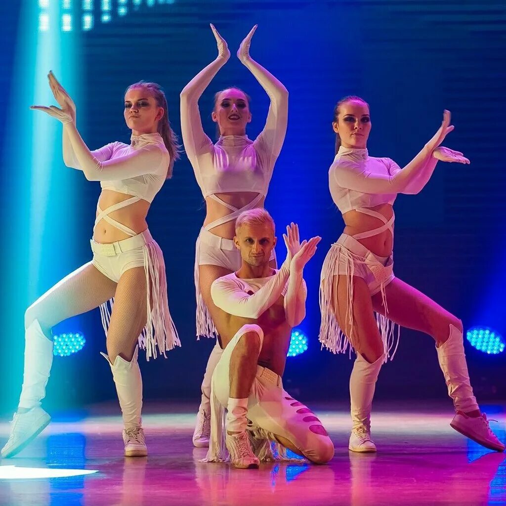 экспромт танцевальный коллектив русь. экспромт рязань театр студия. театр экспромт в начальной школе. экспромт танцы ульяновск. школа экспромт.