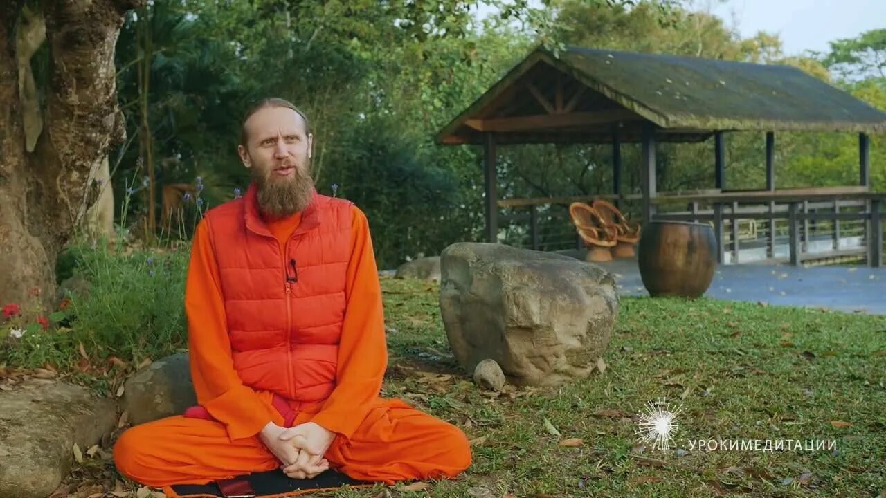 Дада садананда медитация. Дада садананда ананда шивани. Дада садананда ананда шивани. Дада садананда медитирует. Дада садананда медитация.